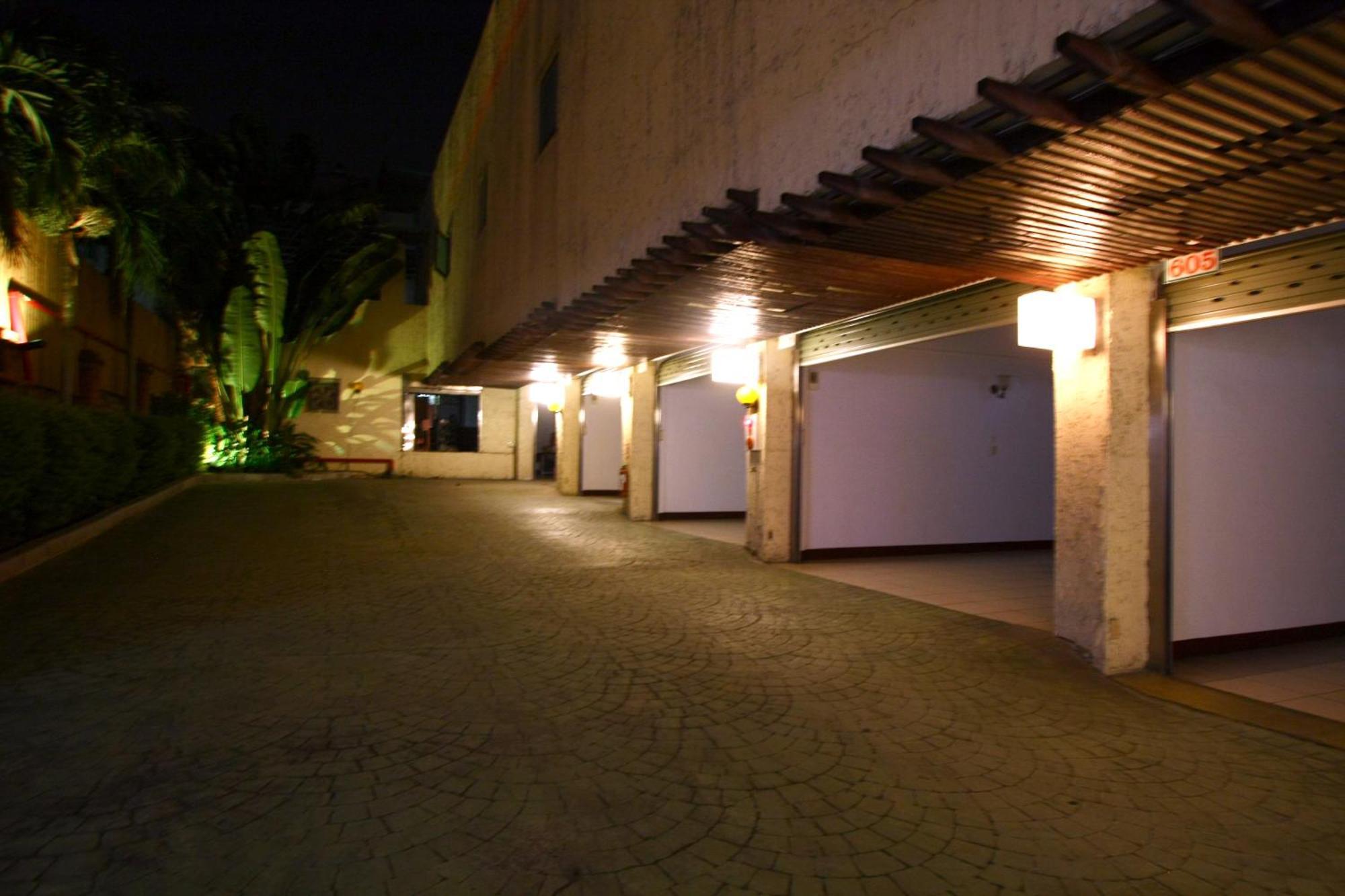 Wen Mei Motel Nantou Ngoại thất bức ảnh
