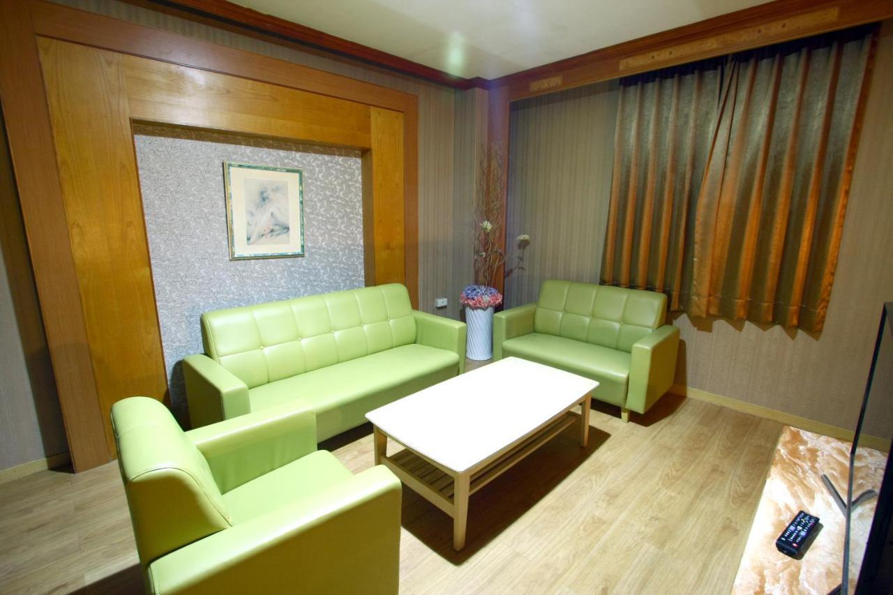 Wen Mei Motel Nantou Ngoại thất bức ảnh
