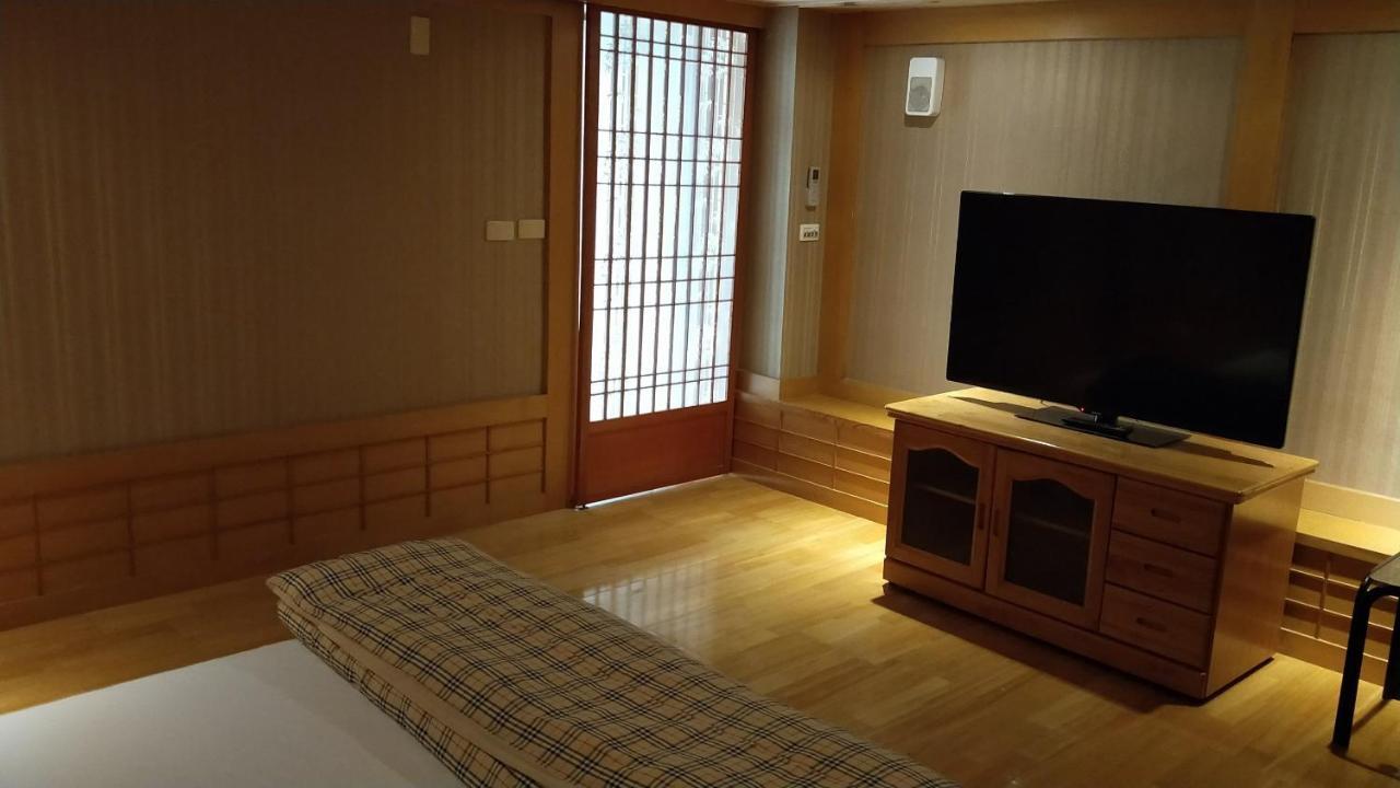 Wen Mei Motel Nantou Ngoại thất bức ảnh