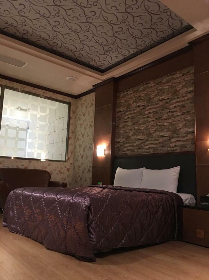 Wen Mei Motel Nantou Ngoại thất bức ảnh
