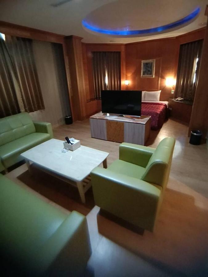 Wen Mei Motel Nantou Ngoại thất bức ảnh